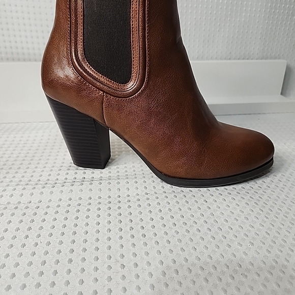 Call It Spring 10US Womens Brown Vegan Leather Chelsea Ankle Boots Block Heel - Picture 6 of 11